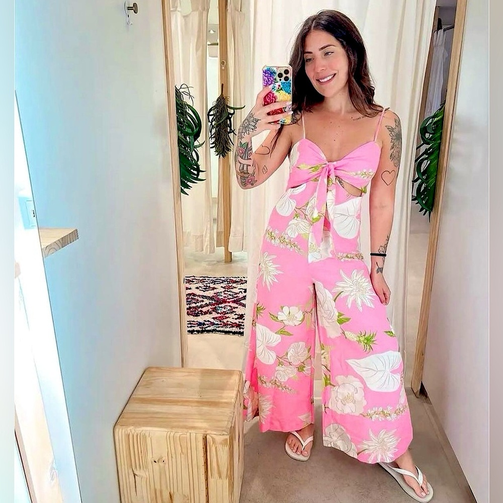 Calor Floral Jumpsuit @ FarmRio (Rio de Janeiro/BR)